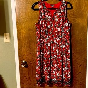 Market & Spruce Floral Dress